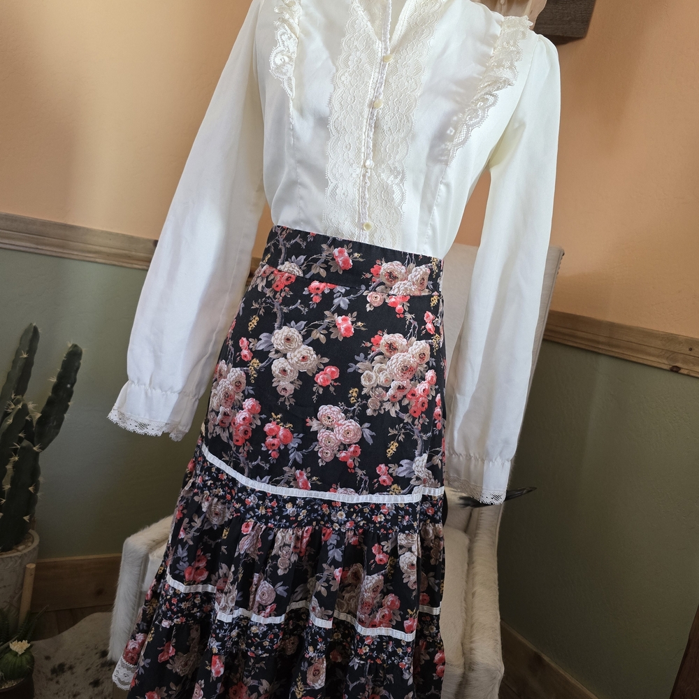 Vintage Sauci Prairie Skirt & Blouse